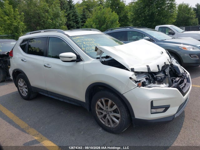 2017 Nissan Rogue S/sl Platinum/sv მანქანა იყიდება აუქციონზე, vin: 5N1AT2MV1HC791996, აუქციონის ნომერი: 12674343