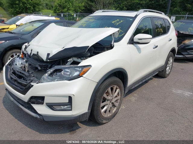 2017 Nissan Rogue S/sl Platinum/sv მანქანა იყიდება აუქციონზე, vin: 5N1AT2MV1HC791996, აუქციონის ნომერი: 12674343