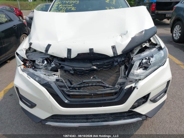 2017 Nissan Rogue S/sl Platinum/sv მანქანა იყიდება აუქციონზე, vin: 5N1AT2MV1HC791996, აუქციონის ნომერი: 12674343