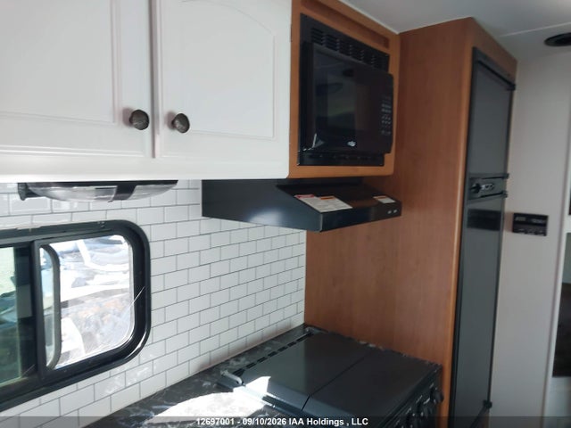 4V0TC2427FB026268 Crossroads Sunset Trail Super Lite 240
