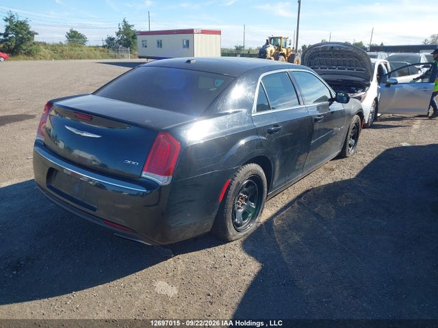 Продажа на аукционе авто 2017 Chrysler 300 Touring, vin: 2C3CCAAG7HH645553, номер лота: 12697015