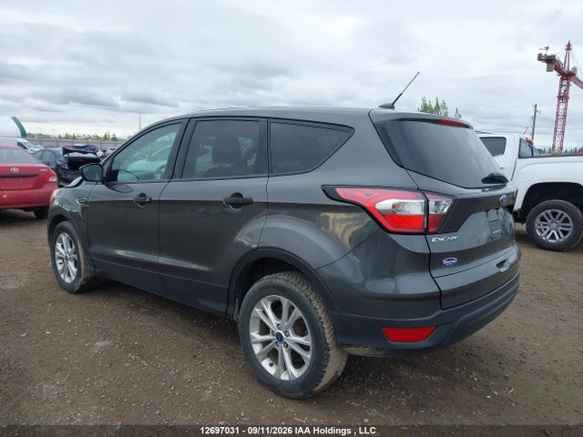 Ford ESCAPE S 2017 1FMCU0F71HUE77946 Image 3