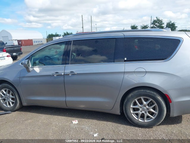 2021 Chrysler Pacifica Touring-l მანქანა იყიდება აუქციონზე, vin: 2C4RC1BG5MR583241, აუქციონის ნომერი: 12697052