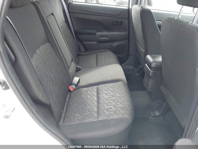 Mitsubishi RVR ES 2026 JA4AJUAU1TU602598 Image 8
