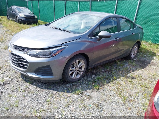Chevrolet CRUZE LT 2019 1G1BE5SMXK7105350 Image 2