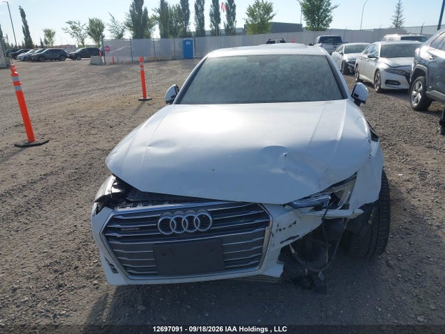 Продажа на аукционе авто 2017 Audi A4 Prestige, vin: WAUFNAF46HN011320, номер лота: 12697091