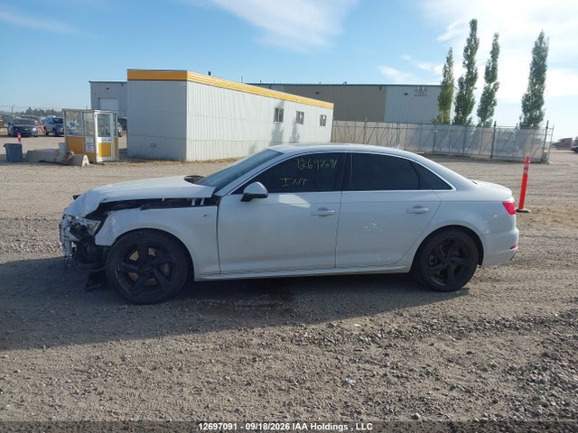 Продажа на аукционе авто 2017 Audi A4 Prestige, vin: WAUFNAF46HN011320, номер лота: 12697091