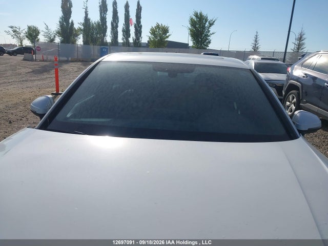 Продажа на аукционе авто 2017 Audi A4 Prestige, vin: WAUFNAF46HN011320, номер лота: 12697091