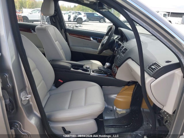 12697103 :رقم المزاد ، WDDGF8BB5AR128876 vin ، 2010 Mercedes-benz C 300 4matic مزاد بيع