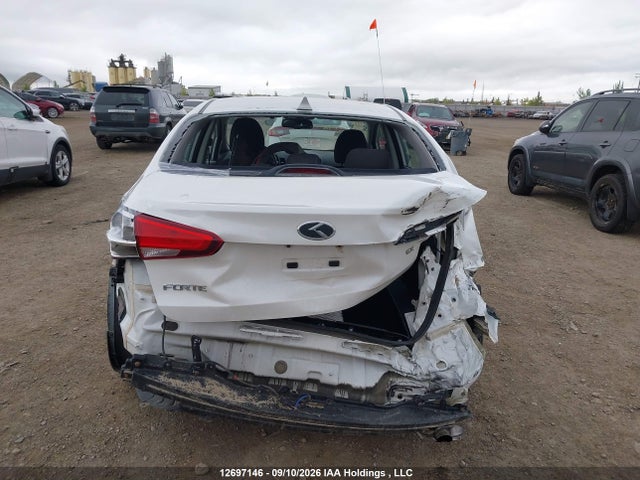 KIA Forte 2017 3KPFL4A80HE072235 Image 16
