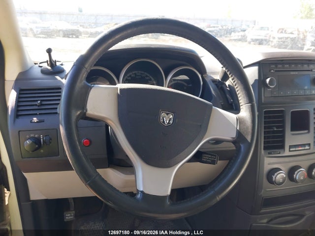 12697180 :رقم المزاد ، 2D4RN4DE9AR437639 vin ، 2010 Dodge Grand Caravan Se مزاد بيع