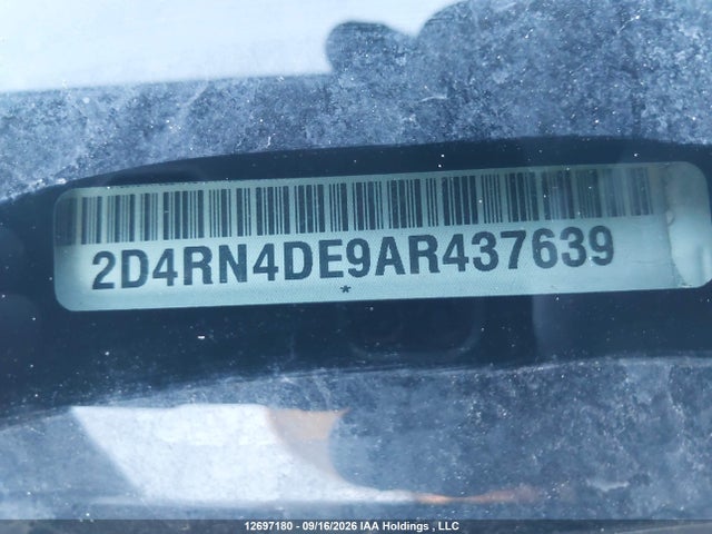 12697180 :رقم المزاد ، 2D4RN4DE9AR437639 vin ، 2010 Dodge Grand Caravan Se مزاد بيع