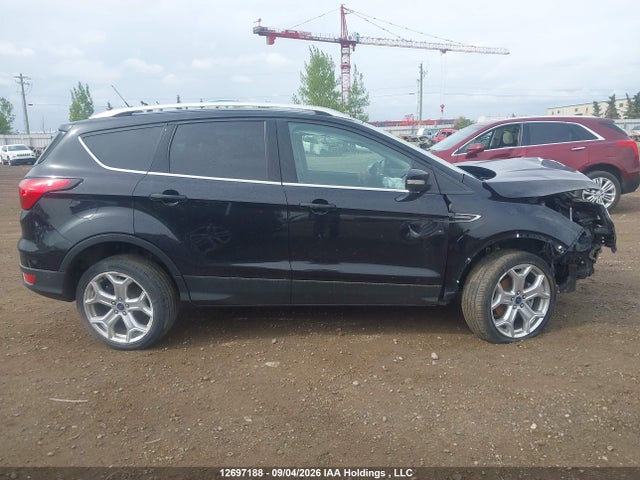 Ford Escape Titanium 2019 1FMCU9J96KUC41135 Image 12