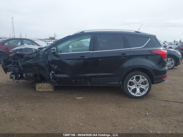 Ford Escape Titanium 2019 1FMCU9J96KUC41135 Image 13