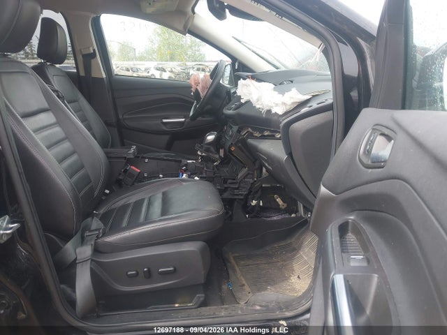 Ford Escape Titanium 2019 1FMCU9J96KUC41135 Image 5