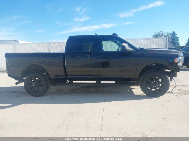12697198 :رقم المزاد ، 3C6UR5DJ2NG153979 vin ، 2022 Ram 2500 Big Horn/lone Star مزاد بيع