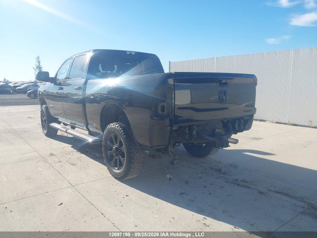 12697198 :رقم المزاد ، 3C6UR5DJ2NG153979 vin ، 2022 Ram 2500 Big Horn/lone Star مزاد بيع