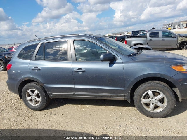 2009 Hyundai Santa Fe მანქანა იყიდება აუქციონზე, vin: 5NMSG73E99H323786, აუქციონის ნომერი: 12697205