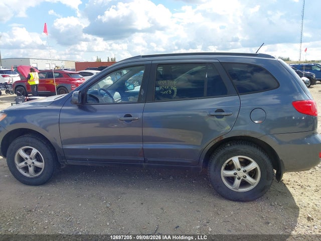 2009 Hyundai Santa Fe მანქანა იყიდება აუქციონზე, vin: 5NMSG73E99H323786, აუქციონის ნომერი: 12697205