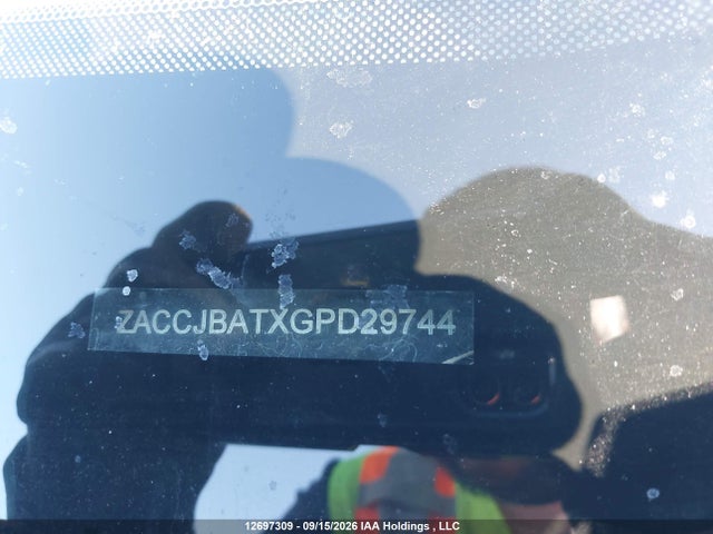 12697309 :رقم المزاد ، ZACCJBATXGPD29744 vin ، 2016 Jeep Renegade Sport مزاد بيع