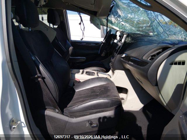 12697317 :رقم المزاد ، 2C4RC1JG2FR740471 vin ، 2015 Chrysler Town & Country Limited مزاد بيع