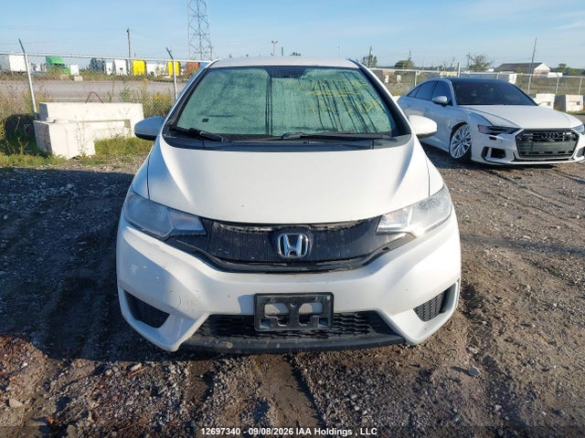 Honda Fit 2015 3HGGK5G57FM101700 Image 12