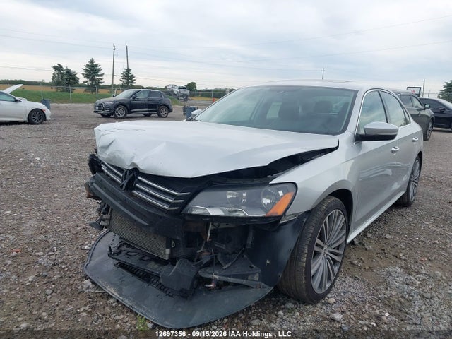 Volkswagen PASSAT SE 2015 1VWBS7A3XFC017445 Image 2