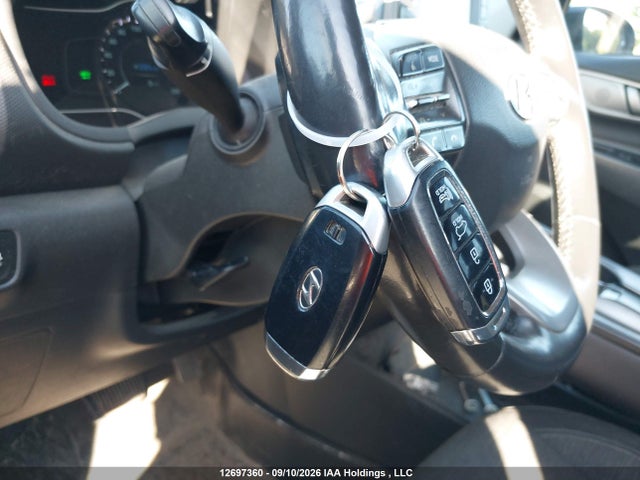 Продаж на аукціоні авто 2021 Hyundai Kona Electric Preferred With Two-tone Roof, vin: KM8K23AG4MU098587, номер лоту: 12697360