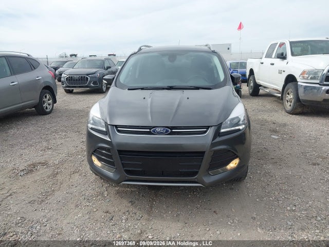 12697368 :رقم المزاد ، 1FMCU9J90FUC50967 vin ، 2015 Ford Escape Titanium مزاد بيع