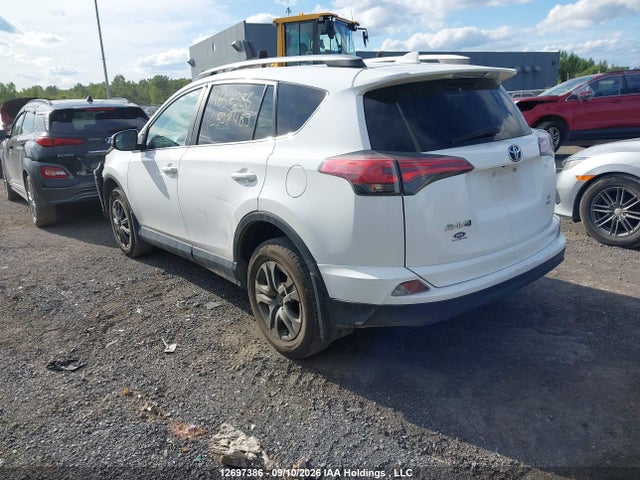 2017 Toyota Rav4 Le მანქანა იყიდება აუქციონზე, vin: 2T3BFREVXHW598489, აუქციონის ნომერი: 12697386