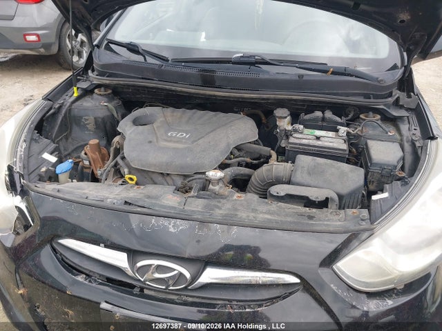 2013 Hyundai Accent Gl მანქანა იყიდება აუქციონზე, vin: KMHCT4AE5DU291417, აუქციონის ნომერი: 12697387