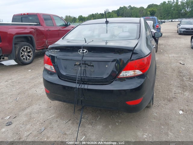 2013 Hyundai Accent Gl მანქანა იყიდება აუქციონზე, vin: KMHCT4AE5DU291417, აუქციონის ნომერი: 12697387