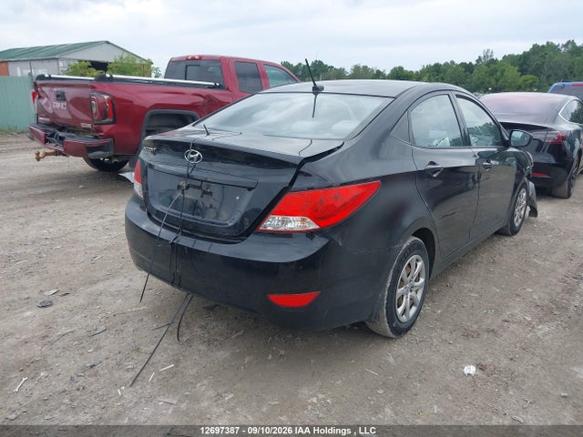 2013 Hyundai Accent Gl მანქანა იყიდება აუქციონზე, vin: KMHCT4AE5DU291417, აუქციონის ნომერი: 12697387