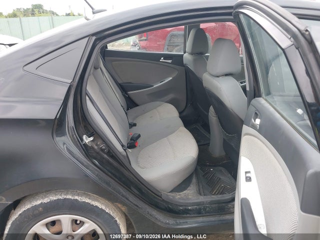 2013 Hyundai Accent Gl მანქანა იყიდება აუქციონზე, vin: KMHCT4AE5DU291417, აუქციონის ნომერი: 12697387