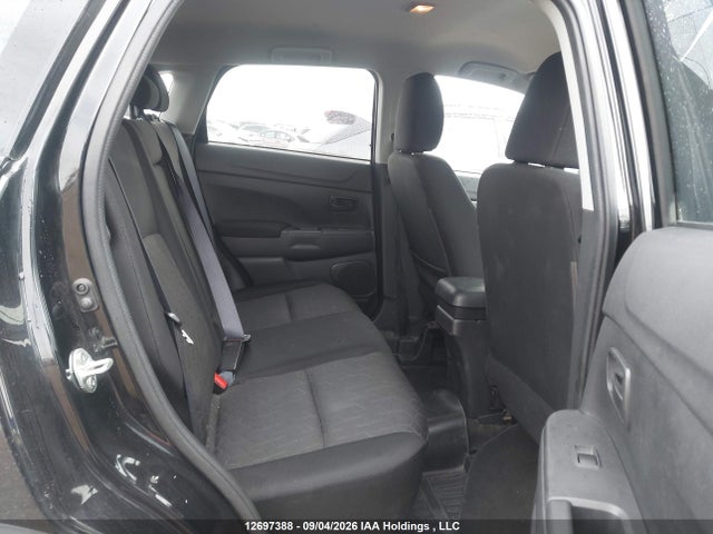 JA4AJUAU8MU603264 Mitsubishi RVR ES