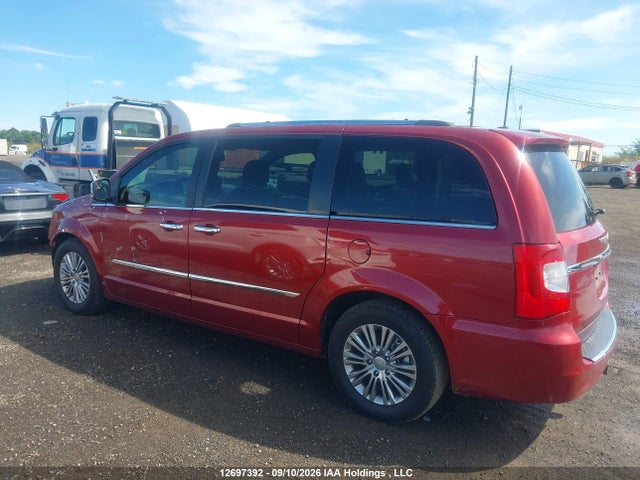 12697392 :رقم المزاد ، 2C4RC1GG5GR128628 vin ، 2016 Chrysler Town & Country Limited Platinum مزاد بيع