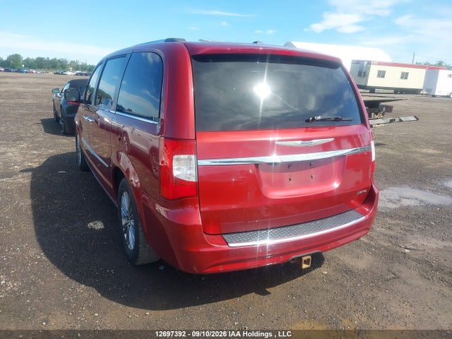 12697392 :رقم المزاد ، 2C4RC1GG5GR128628 vin ، 2016 Chrysler Town & Country Limited Platinum مزاد بيع