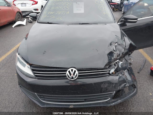 2011 Volkswagen Jetta 2.5l Comfortline/2.5l Sportline მანქანა იყიდება აუქციონზე, vin: 3VWDX7AJ8BM373555, აუქციონის ნომერი: 12697396