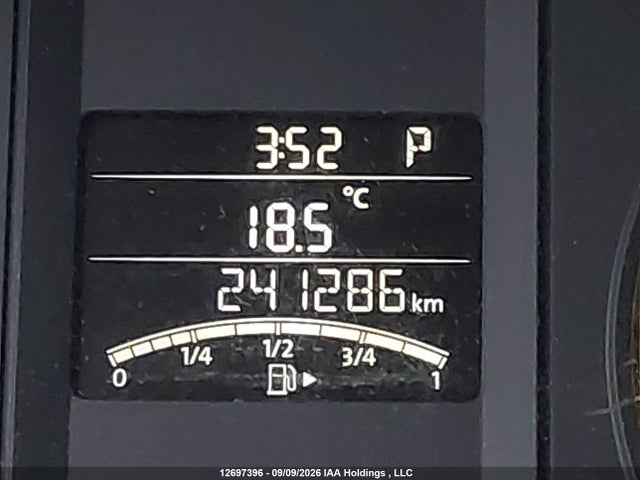 2011 Volkswagen Jetta 2.5l Comfortline/2.5l Sportline მანქანა იყიდება აუქციონზე, vin: 3VWDX7AJ8BM373555, აუქციონის ნომერი: 12697396