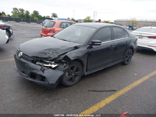 2011 Volkswagen Jetta 2.5l Comfortline/2.5l Sportline მანქანა იყიდება აუქციონზე, vin: 3VWDX7AJ8BM373555, აუქციონის ნომერი: 12697396
