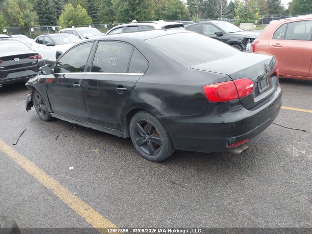 2011 Volkswagen Jetta 2.5l Comfortline/2.5l Sportline მანქანა იყიდება აუქციონზე, vin: 3VWDX7AJ8BM373555, აუქციონის ნომერი: 12697396