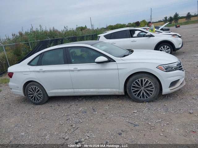 3VWE57BU2KM011837 Volkswagen JETTA SEL