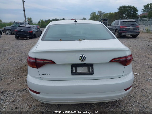 3VWE57BU2KM011837 Volkswagen JETTA SEL