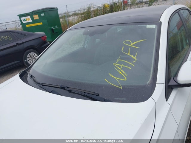 3VWE57BU2KM011837 Volkswagen JETTA SEL