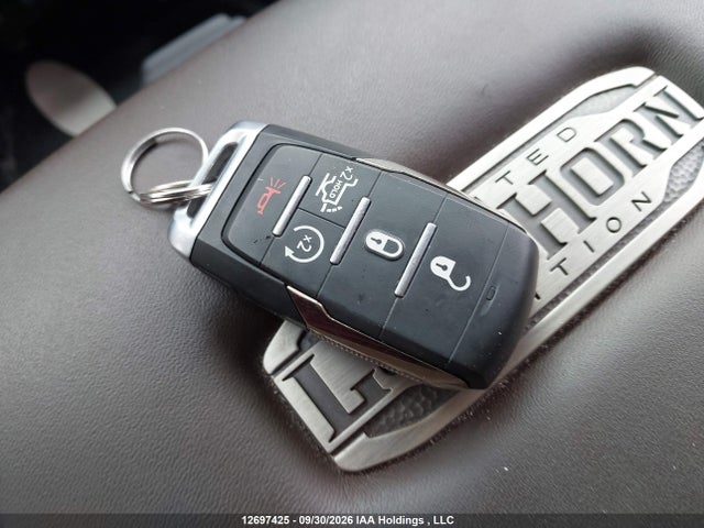 12697425 :رقم المزاد ، 3C63R3SL9TG212303 vin ، 2026 Ram 3500 Limited مزاد بيع