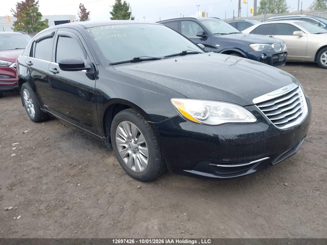 12697426 :رقم المزاد ، 1C3CCBAB2EN104861 vin ، 2014 Chrysler 200 Lx مزاد بيع