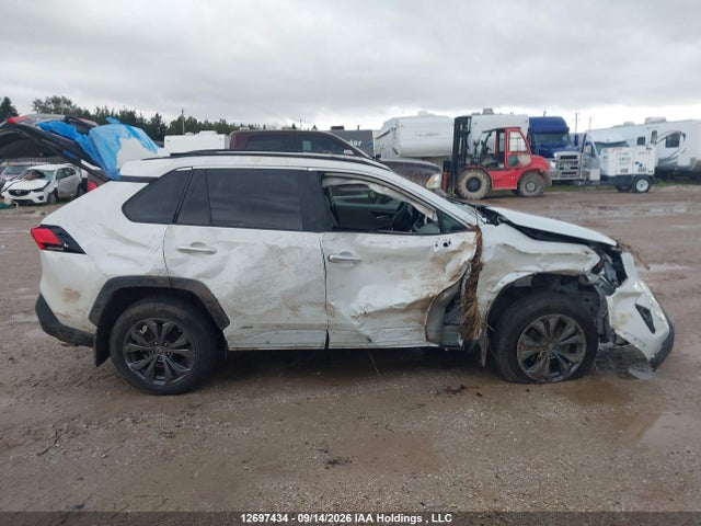 Продажа на аукционе авто 2022 Toyota Rav4 Limited, vin: 2T3DWRFV1NW150158, номер лота: 12697434
