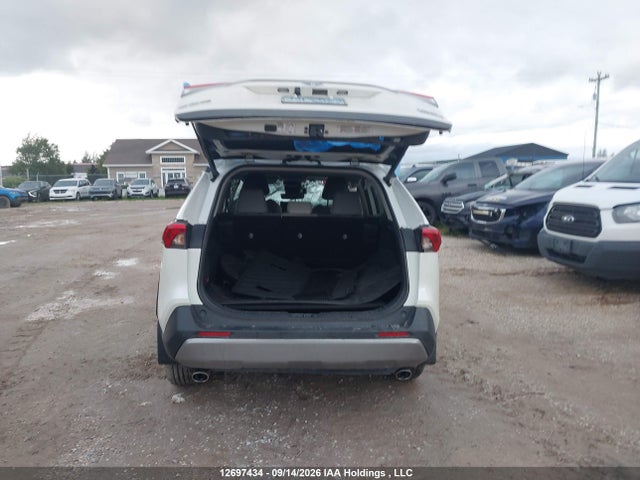 Продажа на аукционе авто 2022 Toyota Rav4 Limited, vin: 2T3DWRFV1NW150158, номер лота: 12697434