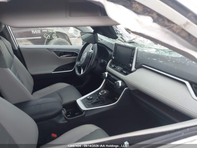Продажа на аукционе авто 2022 Toyota Rav4 Limited, vin: 2T3DWRFV1NW150158, номер лота: 12697434