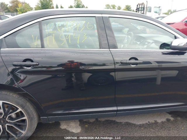 Ford Taurus Limited 2019 1FAHP2J84KG115943 Image 14